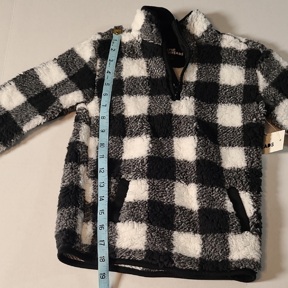 Epic Threads Black and White Checkered Fleece Pullover NWT Size 7 Warm Cozy - Picture 8 of 10